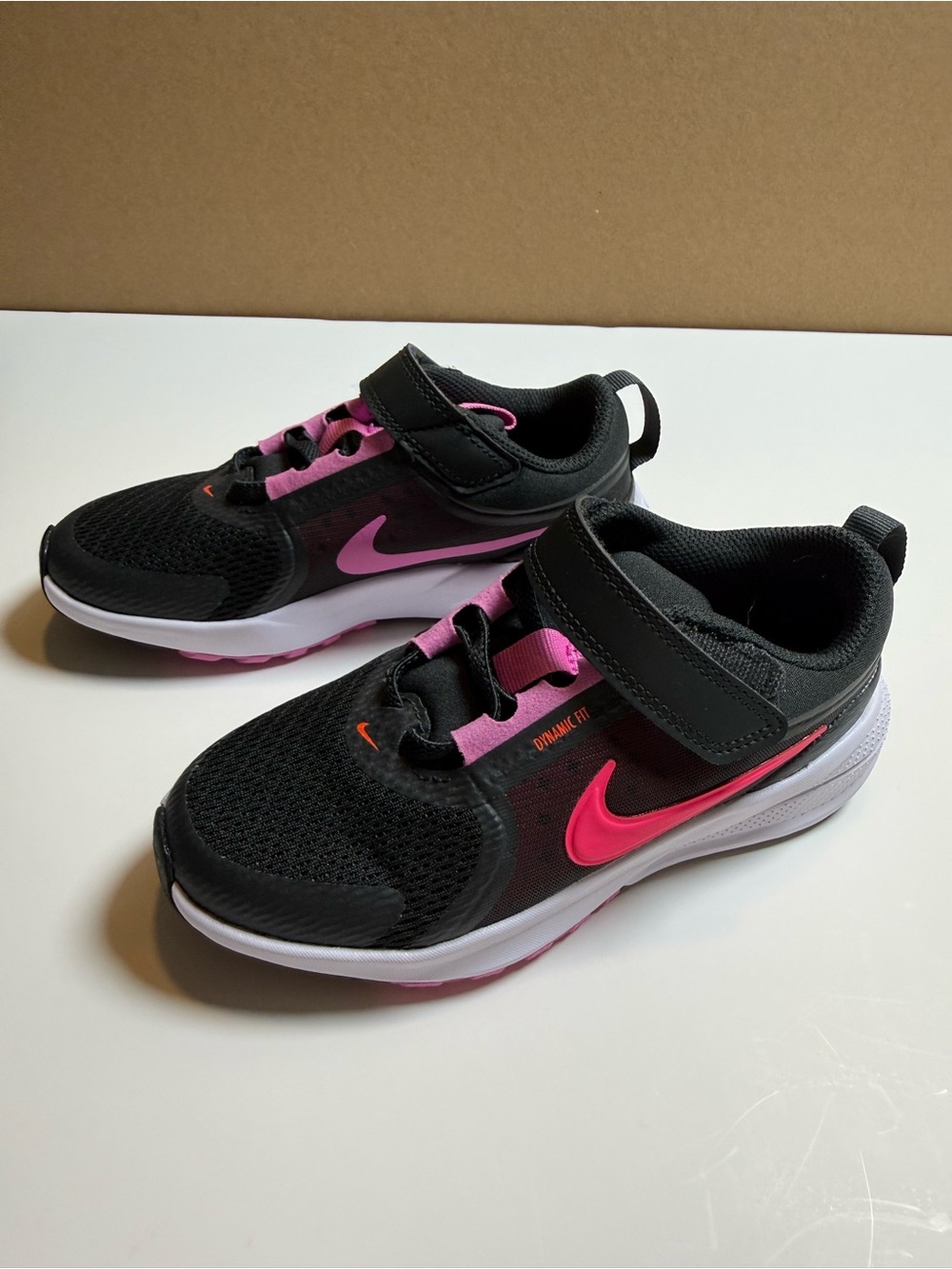 NEW Nike Star Runner 5 Kids 12C Black/Pink Hook & Loop Mesh Sneaker Play Run